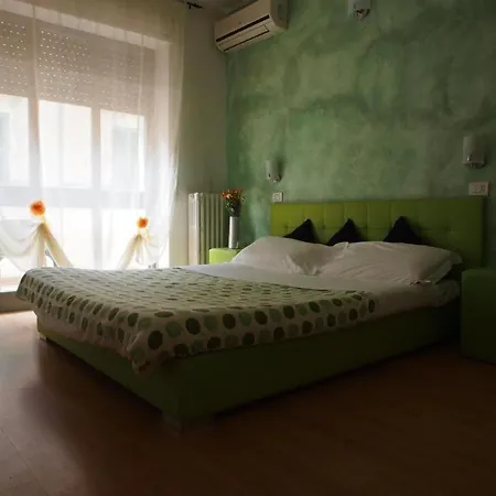 Bed & Breakfast Eddy Blue Bari